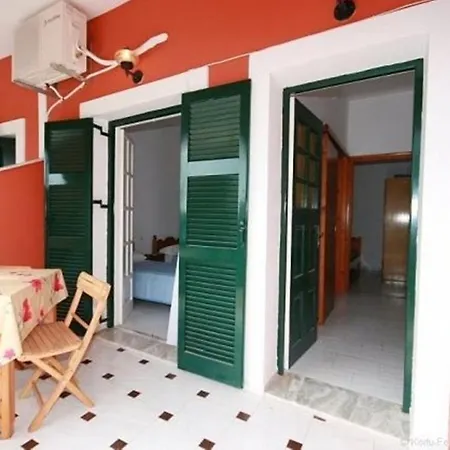 Paleopalace Paleokastrítsa