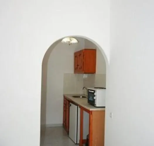 Paleopalace Apartment